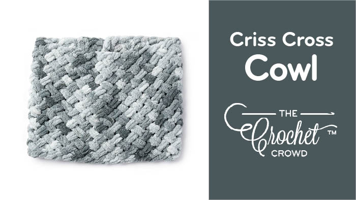 Criss Cross Cowl with Bernat Alize Blanket EZ